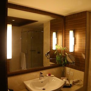 Premier Twin Room